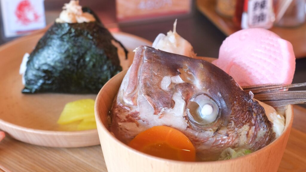 千葉県 館山市 駅前 朝食 鯛あら汁・おにぎり専門店 写真